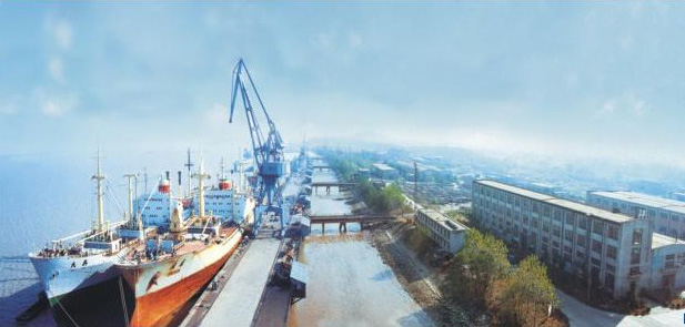 工廠、商務大樓、工業園區、私人企業、電影院、銀行、政府機關、學校、酒店娛樂場所等工業管道疏通、沉淀池清理、化糞池清理、隔油池清理、污泥凈化處理、污水池處理、沉淀池清理、化糞池清理